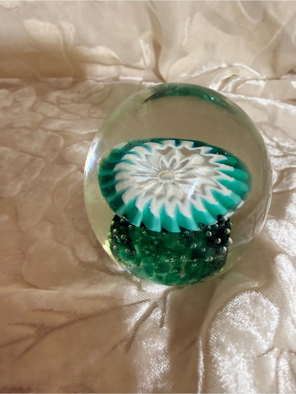 Vintage Italian/Murano-Style Art Glass Flower Paperweight White Turquoise Flower